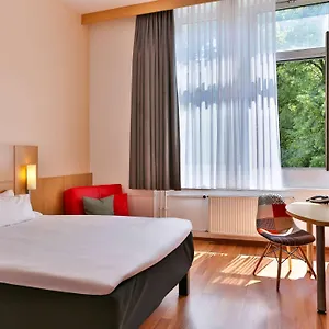 Ibis Sued 3*, Berlín Německo